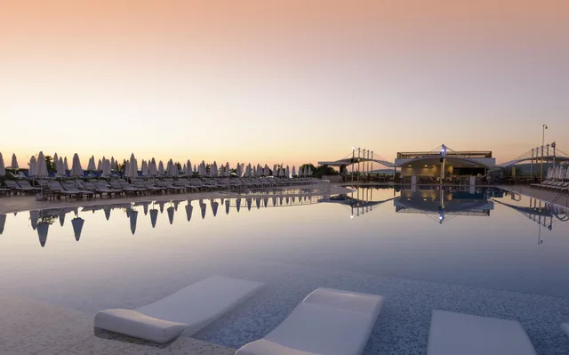 Gold Island Family، Konakli 11/14