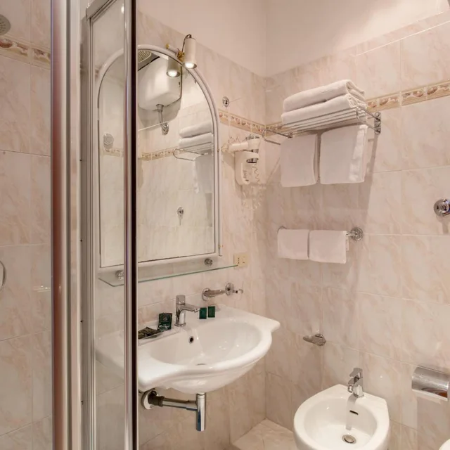 Room, Quadruple, Single Bed, Hotel Sonya 8/10