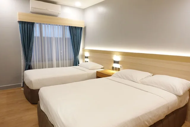 جناح بسرير كوين وسريرين منفصلين بغرفتي نوم، The Linden Suites 1/2