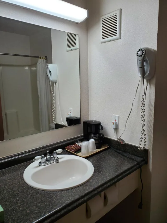غرفة بسرير كوين لذوي الإعاقة، Bellis Inn Bellingham (ex Rodeway Inn) 7/7