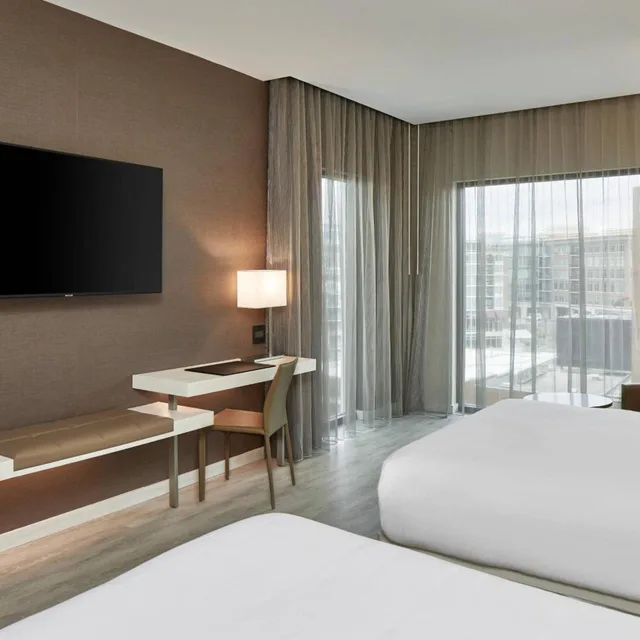 غرفة ركنية بسريرين كوين بإطلالة على المدينة، AC Hotel by Marriott Greenville 3/6