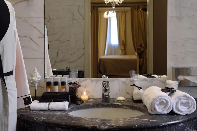 غرفة بريستيج بسرير مزدوج، Metropole Hotel Venice 4/4