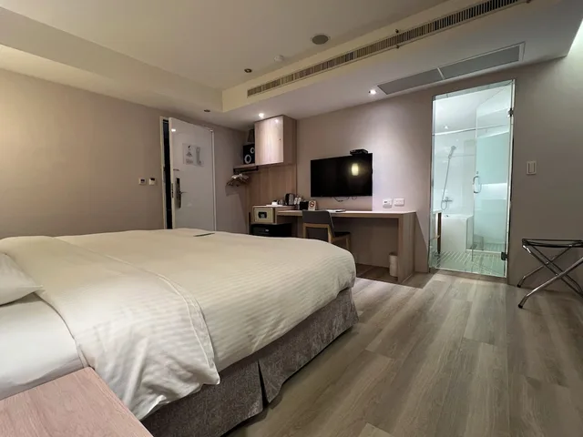 غرفة فاخرة بسرير كينج، Forward Hotel Taipei 1/4