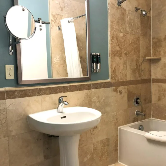 جناح بسرير كوين، Porto Vista Hotel 4/9