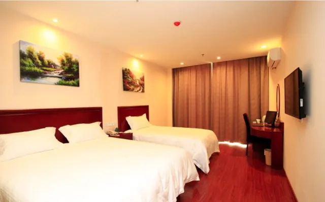 غرفة عائلية بسرير كينج وسرير فردي، GreenTree Inn ShanDong RiZhao JuXian YinXing Avenue Middle ShanDong Road Business Hotel 2/2