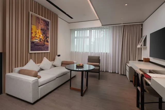 غرفة تنفيذية بسرير كينج وسرير كوين بإطلالة، THE MUMIAN HOTEL Shenzhen Luohu 4/7