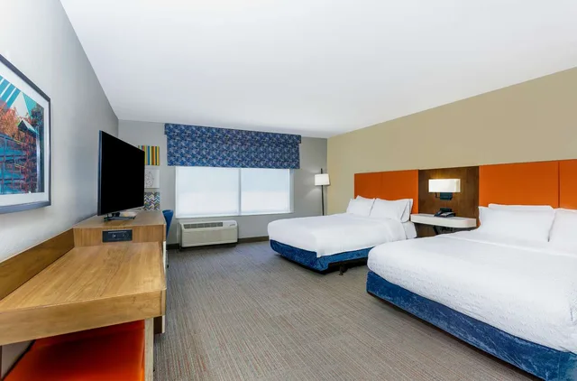 Room, 2 Queen Beds, Bathtub, Accessible, Hampton Inn & Suites Tallahassee I-10 3/6