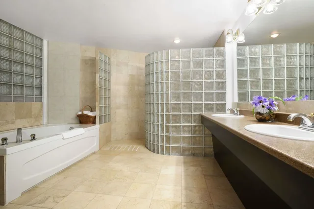 جناح بسرير كينج، Days Inn & Suites by Wyndham North Bay Downtown 3/3