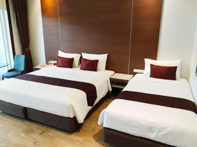 إقامة ديلوكس ثلاثية، Southern Airport Hotel 1/1