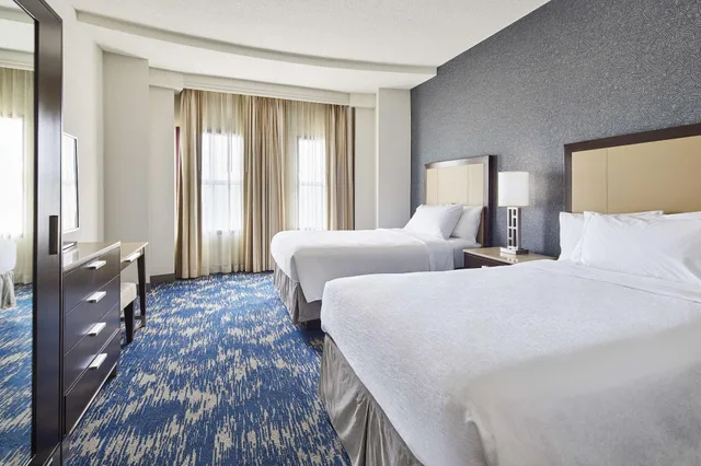 Suite, Multiple Beds، Embassy Suites Alexandria Old Town 1/3