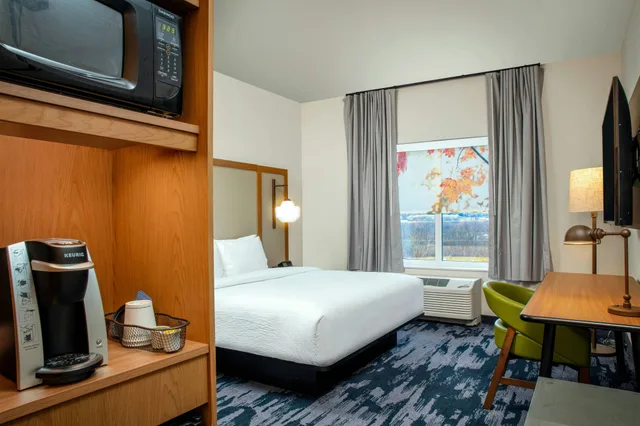 غرفة، Fairfield Inn & Suites by Marriott Harrisburg West/Mechanicsburg 1/3