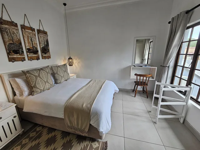 شقة كومفورت بسرير كوين بإطلالة على الفناء بشرفة بغرفة نوم واحدة، Lalapanzi Guest House 3/10