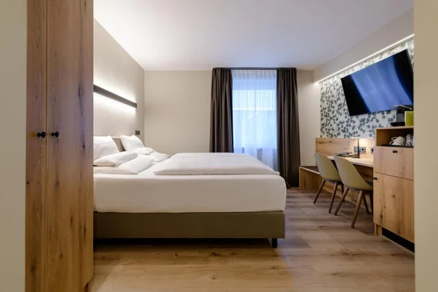 غرفة كومفورت بسرير كينج، Mercure Hotel Muenchen Altstadt 7/9