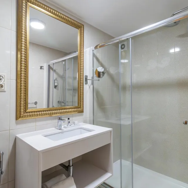 Room, Double Bed, Cathedral View، Hotel Lis Batalha 7/7