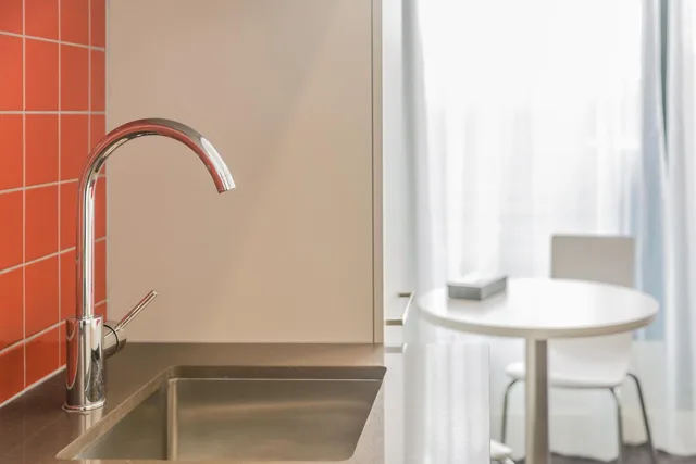 Courtyard, Studio, Apartment، Comfort Apartments Box Hill 5/5