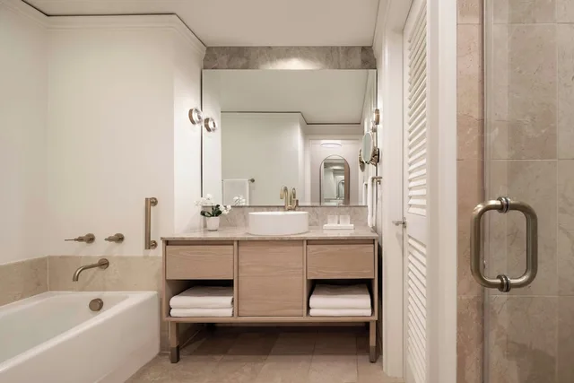 Club, King Bed, Ocean Front, The Ritz Carlton Key Biscayne 5/7
