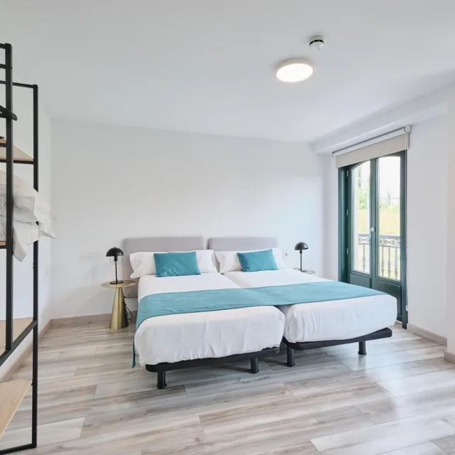 غرفة بسرير مزدوج أو سريرين منفصلين، Pombal Rooms Santiago 3/10