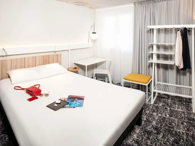 غرفة قياسية بسريرين منفصلين، Ibis Pontarlier 1/7