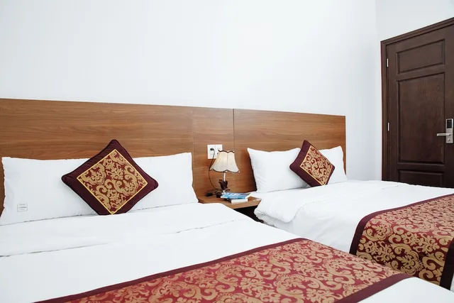 City, Quadruple, No Window، Skyhouse Hotel 4/10