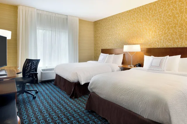 Room, 2 Queen Beds, Balcony, Accessible, Fairfield Inn And Suites By Marriott Lancaster East At the Outlets 1/3