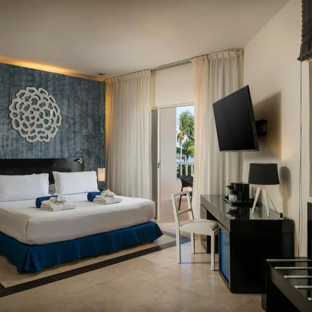 جناح جونيور بريفيليج بإطلالة على البحر، Ocean Maya Royale - Adults Only 1/4