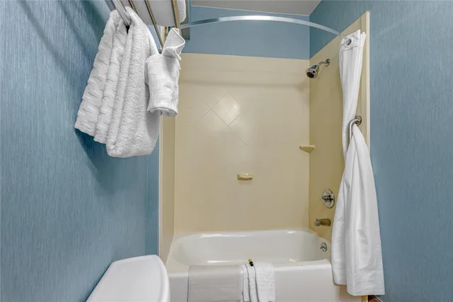Room, King Bed, Best Western Plus Wasco Inn & Suites 8/8