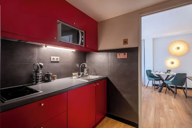 Studio, Queen Bed, Terrace, FirstName Toulouse Residence, part of JdV by Hyatt 6/6