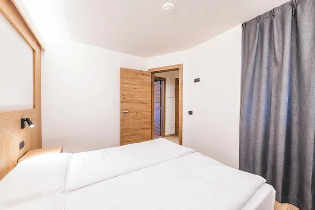 شقة ديلوكس بسريرين منفصلين بغرفة نوم واحدة مع أريكة، Residende Nevegall 3/7