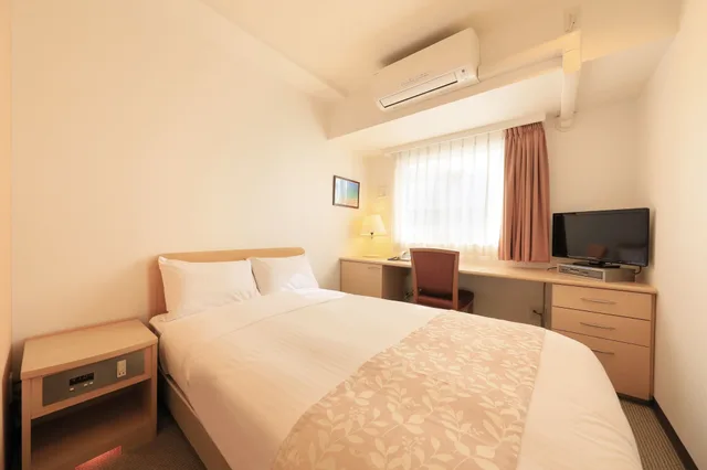 Semi Room, Semi Double Bed, Smoking، Hotel Famy Inn Kinshicho 1/17