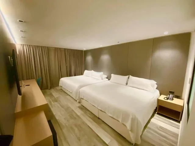 جناح استوديو غراند بسريرين كينج بجاكوزي، HOTEL LA CAPILLA 7/7