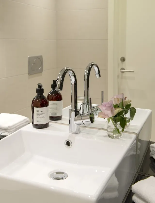 جناح جونيور بسرير مزدوج مع أريكة، Lysebu Hotel Oslo 6/8