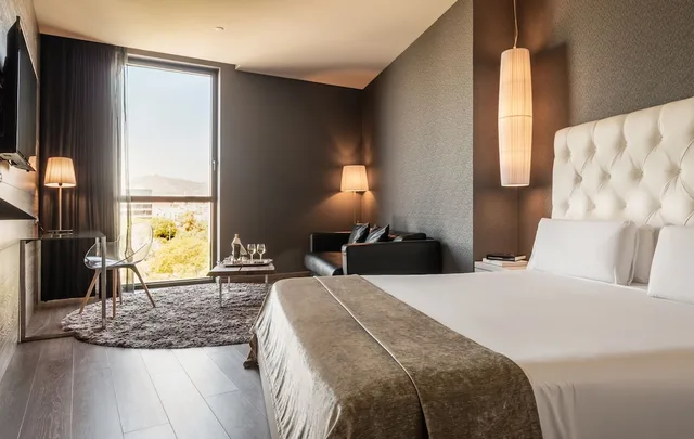 Junior Suite, Queen Bed, Sb Plaza Europa 4/9