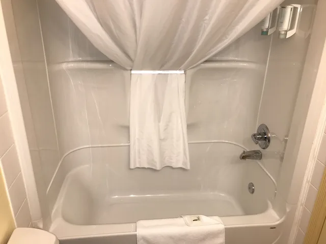 غرفة قياسية بسريرين كوين للمدخنين، Quality Inn & Suites Whitecourt 9/9