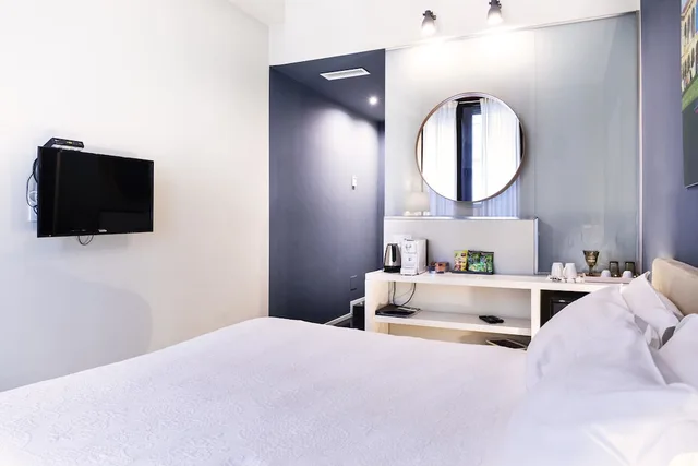 Room, Queen Bed, Balcony, Bc Maison Bed&cafe Milano - Adults Only 3/4