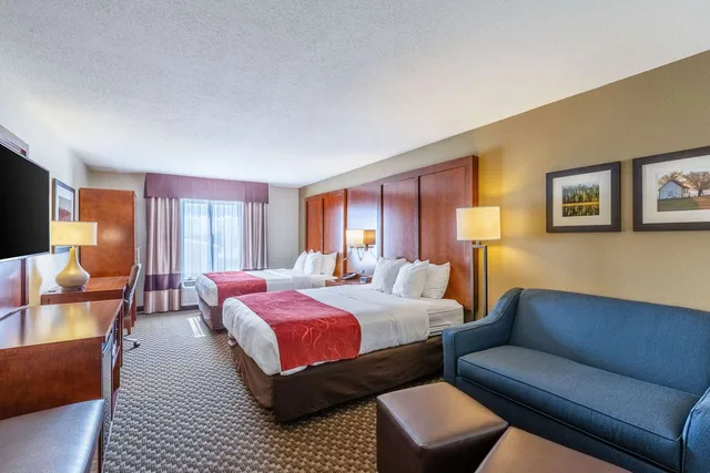 غرفة بسريرين كوين لذوي الإعاقة، Comfort Suites Escanaba West 3/4