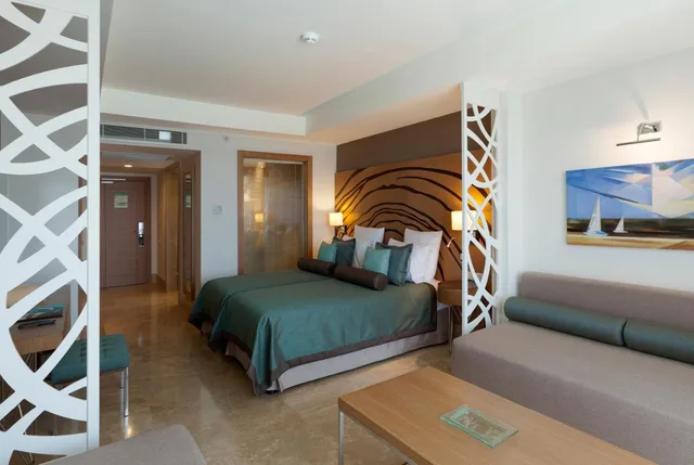 غرفة رباعية بإطلالة على الحديقة، Paloma Oceana Hotel 1/5