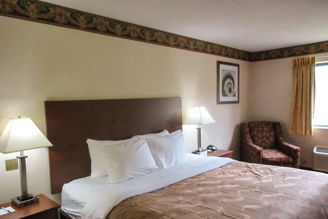 غرفة بسرير مزدوج، Quality Inn Sawyer, MI 3/5