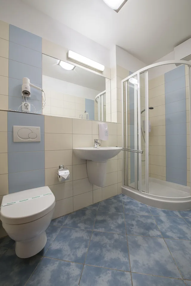 Room, Double Bed, Sofa, Hotel Blue Garni 3/4