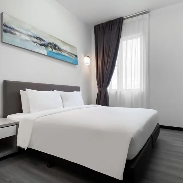 غرفة بريميوم سوبيريور بسرير كينج، Amansari Hotel Nusajaya 2/5