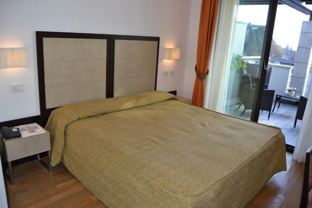 غرفة سوبيريور بسرير مزدوج، Hotel Joli 3/9
