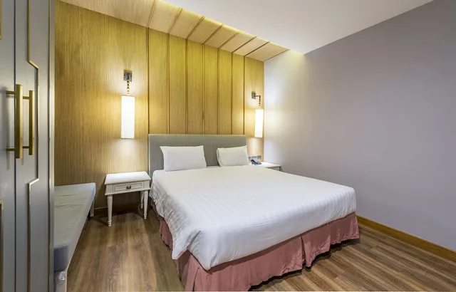 جناح بسرير مزدوج وسريرين منفصلين بغرفتي نوم، Royal Rattanakosin Hotel 4/8