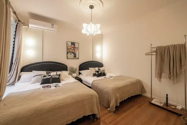 شقة إليت بسريرين منفصلين وسريرين مزدوجين، Book and Bed-People's Square 5/10