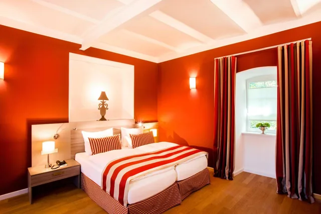 جناح جونيور بسرير كينج، Schlosshotel Hugenpoet 2/10