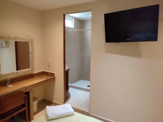 Standard, Hotel Ashly 10/10