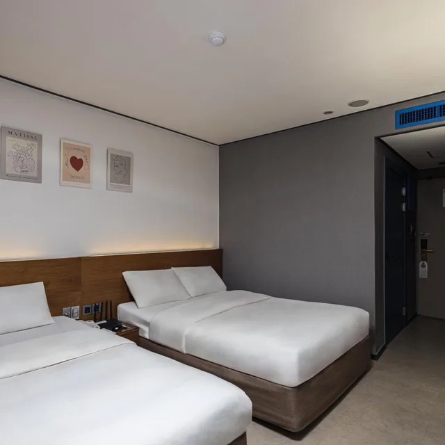 غرفة ديلوكس بسرير مزدوج أو سريرين منفصلين، Insadong Crown Hotel 1/10
