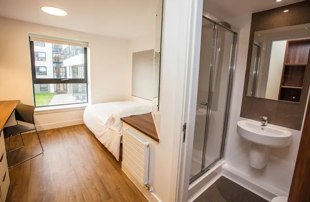 Room, Single, Single Bed, Willow Court University of Stirling 4/4