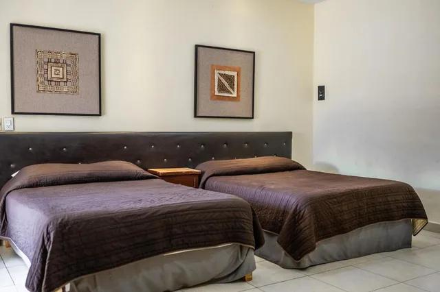 غرفة بسرير مزدوج أو سريرين منفصلين بإطلالة على المسبح، SUITE HOTEL MARIA DE LA LUZ 3/10