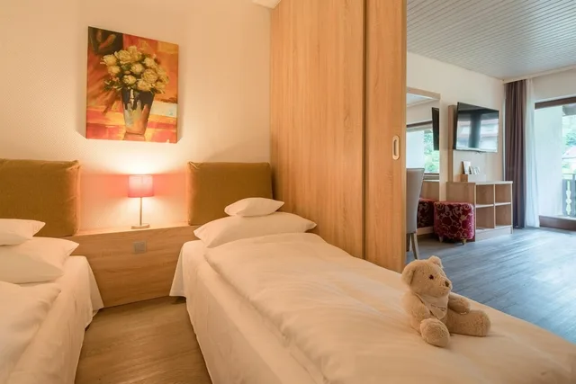غرفة عائلية بسرير مزدوج مع أريكة، Best Western Plus Hotel Schwarzwald Residenz 2/10