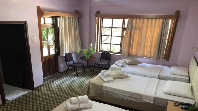Superior, Multiple Beds، Karyatit 4/8