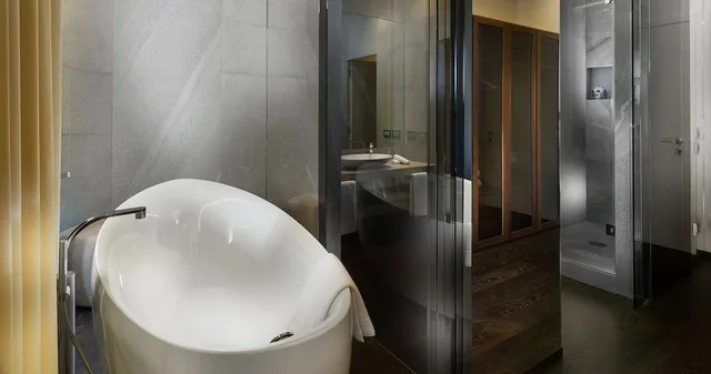 Suite, King Bed, Cathedral View, Duomo View، The Glamore Milano Duomo 3/4